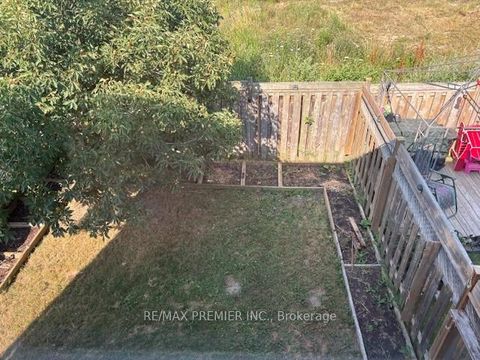 Photo 18 at 25 Southwoods Crescent, Holly, Barrie Photo 18 at 25 Southwoods Crescent, Holly, Barrie