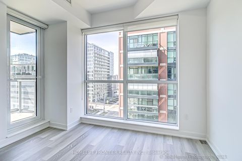 Photo 6 at 731 - 31 TIPPETT Road, Clanton Park, Toronto