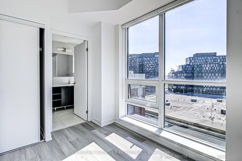 Photo 10 at 731 - 31 TIPPETT Road, Clanton Park, Toronto