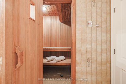 Photo 41 at 4 Neiltree Court, Markland Wood, Toronto