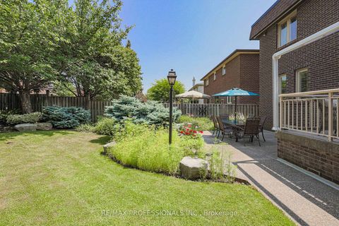 Photo 47 at 4 Neiltree Court, Markland Wood, Toronto