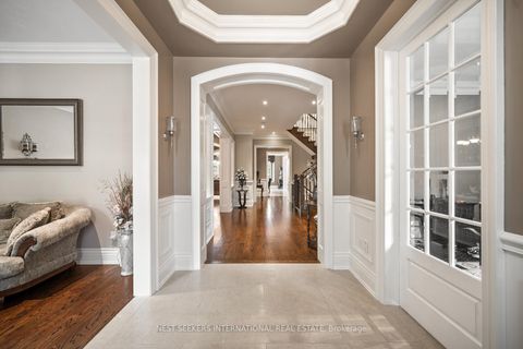 Photo 4 at 178 Grandvista Crescent, Vellore Village, Vaughan