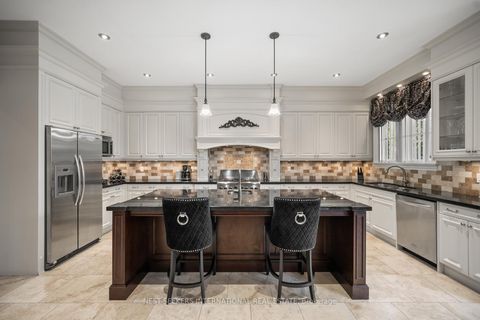 Photo 10 at 178 Grandvista Crescent, Vellore Village, Vaughan