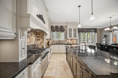 Photo 12 at 178 Grandvista Crescent, Vellore Village, Vaughan