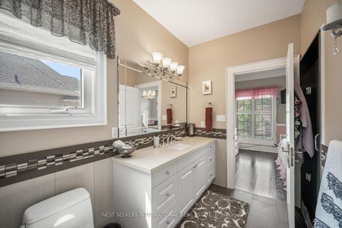 Photo 25 at 178 Grandvista Crescent, Vellore Village, Vaughan