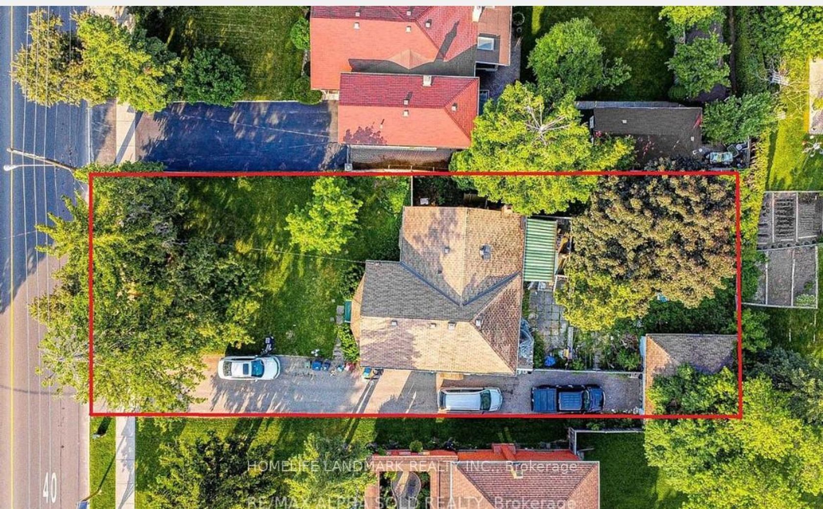 247 Drewry Avenue, Newtonbrook West, Toronto by Loree Meneguzzi Real Estate 247 Drewry Avenue, Newtonbrook West, Toronto