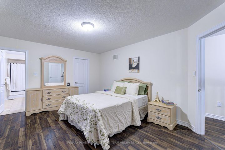 Photo 30 at 16 Ashcreek Drive, Credit Valley, Brampton
