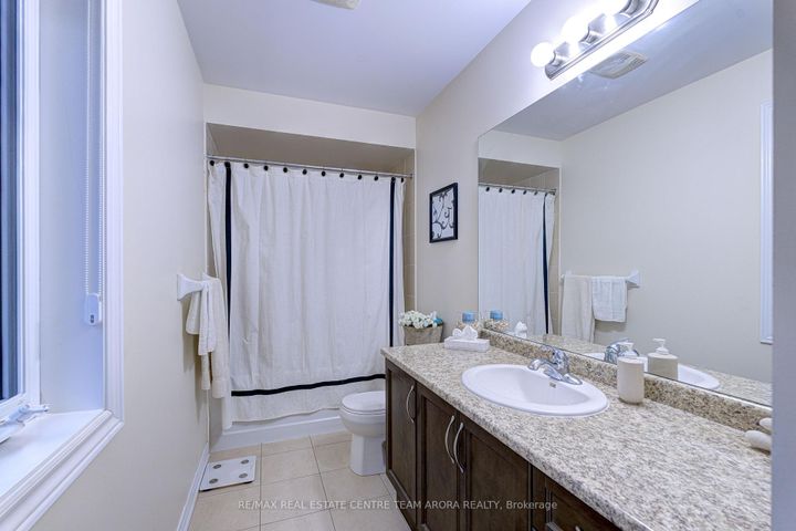 Photo 32 at 16 Ashcreek Drive, Credit Valley, Brampton