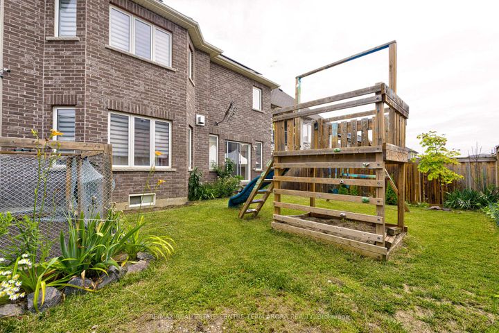Photo 42 at 16 Ashcreek Drive, Credit Valley, Brampton