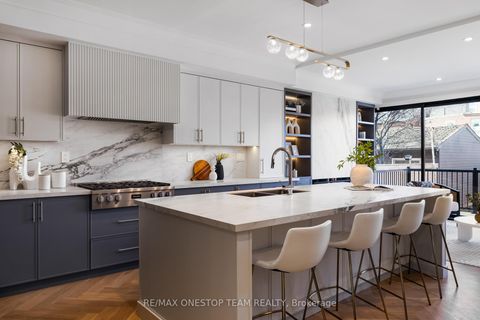 Photo 10 at 144 Beatrice Street, Bellwoods, Toronto