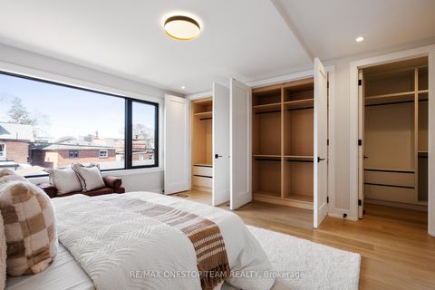 Photo 25 at 144 Beatrice Street, Bellwoods, Toronto