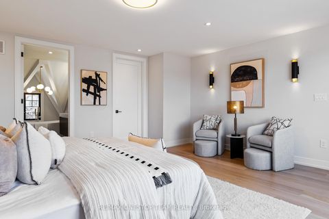 Photo 35 at 144 Beatrice Street, Bellwoods, Toronto