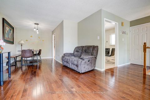 Photo 8 at 167 Wade Gate, Brownridge, Vaughan