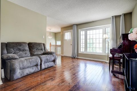 Photo 11 at 167 Wade Gate, Brownridge, Vaughan