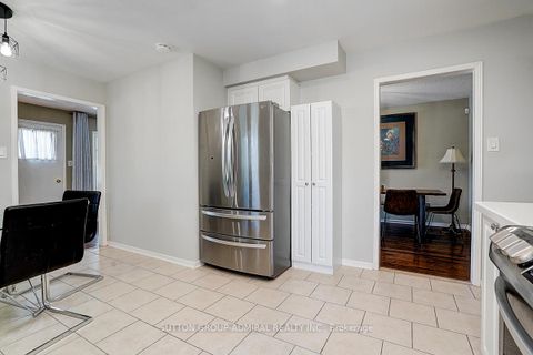 Photo 17 at 167 Wade Gate, Brownridge, Vaughan