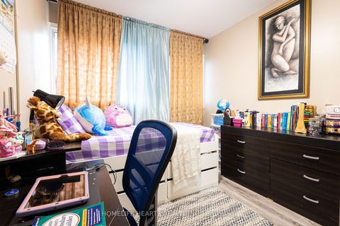 Photo 20 at 316 - 140 Leeward Glenway E, Flemingdon Park, Toronto