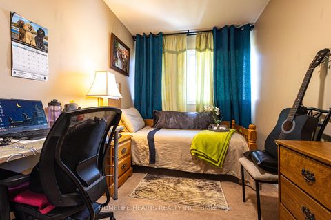 Photo 22 at 316 - 140 Leeward Glenway E, Flemingdon Park, Toronto