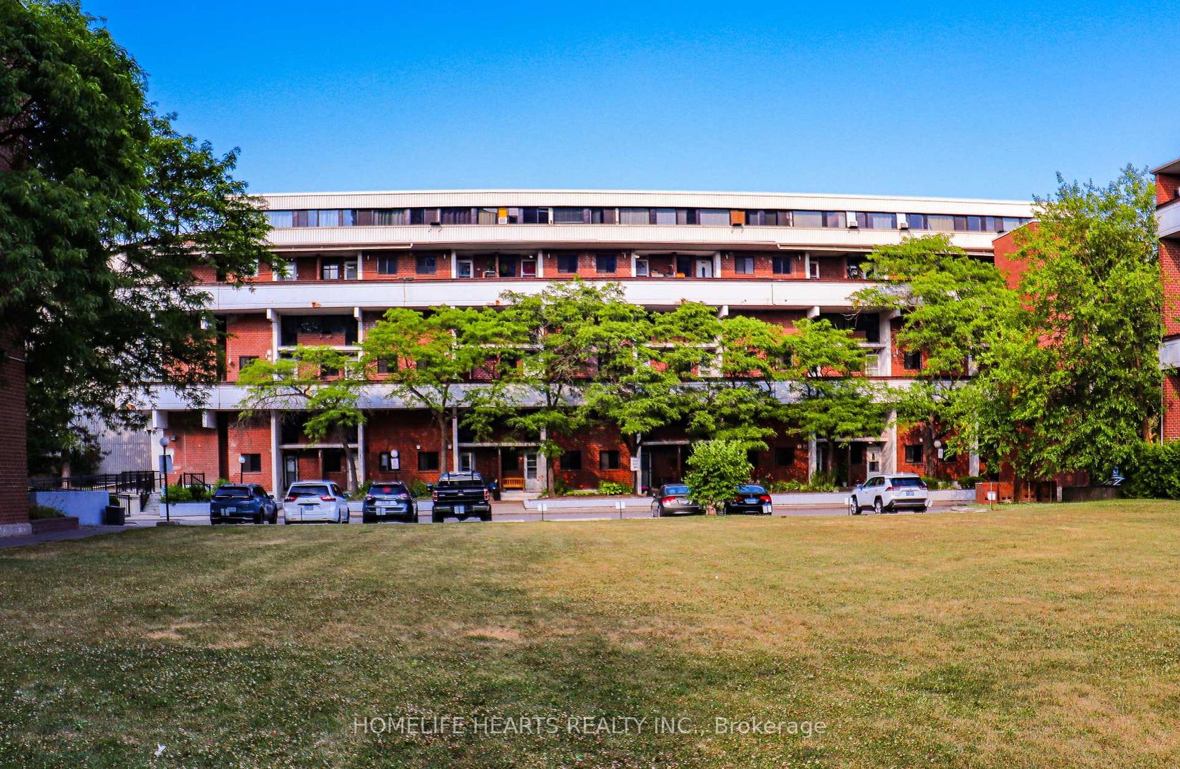 316 - 140 Leeward Glenway E, Flemingdon Park, Toronto 