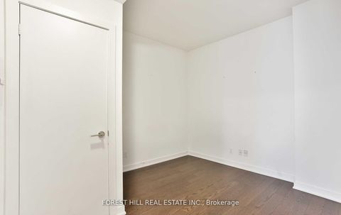 Photo 4 at 318 - 199 Richmond Street W, Waterfront Communities C1, Toronto