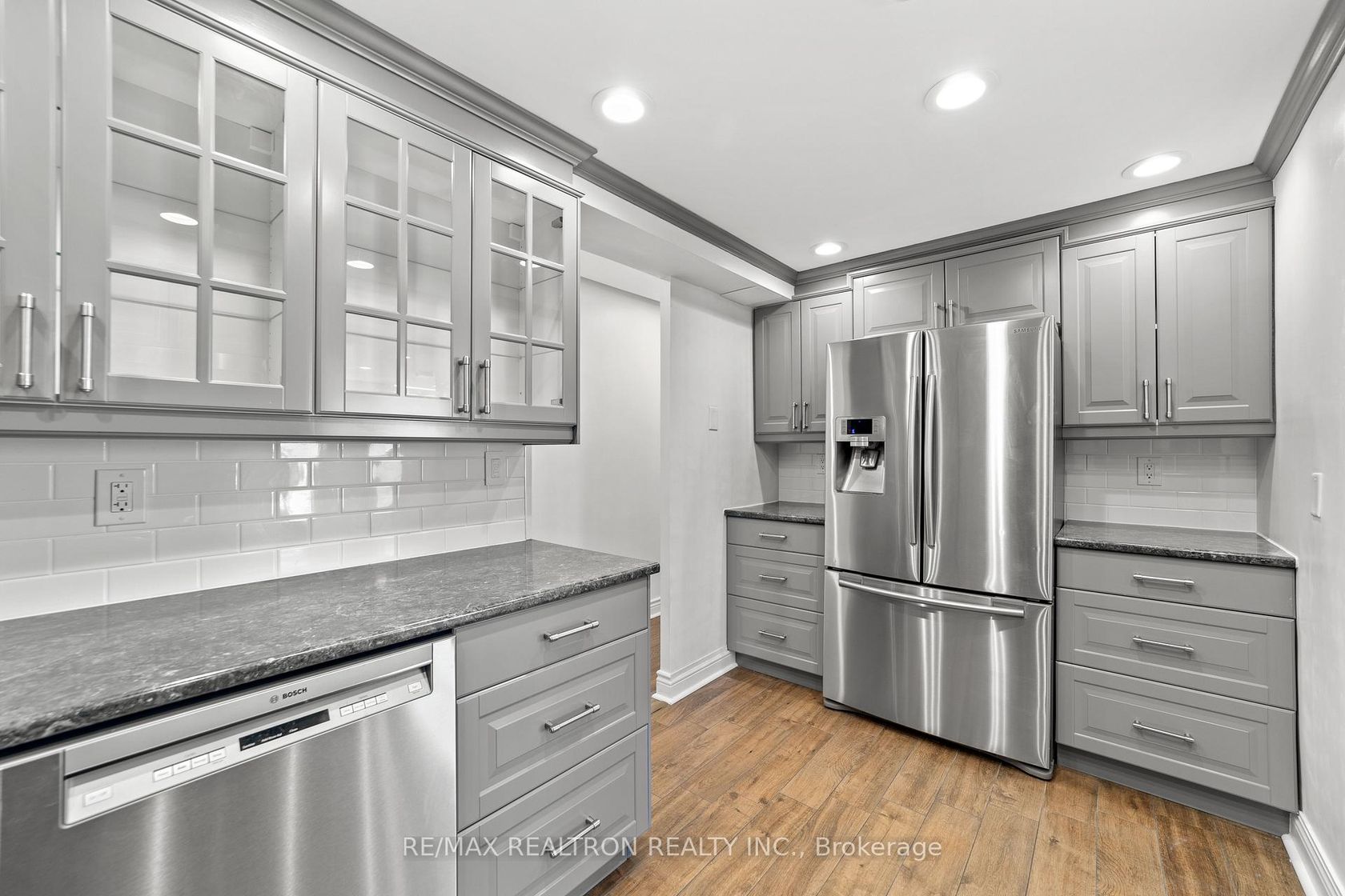702 - 130 Neptune Drive, Lawrence, Toronto 