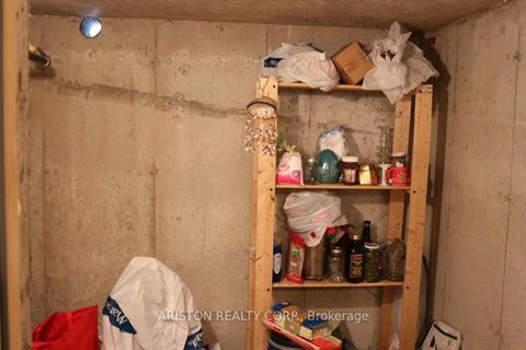 Photo 16 at 40 Alexie Way, Vellore Village, Vaughan