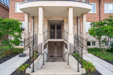 Photo 3 at 9-01 - 2420 Baronwood Drive, WM Westmount, Oakville