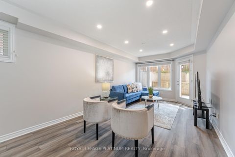 Photo 12 at 9-01 - 2420 Baronwood Drive, WM Westmount, Oakville
