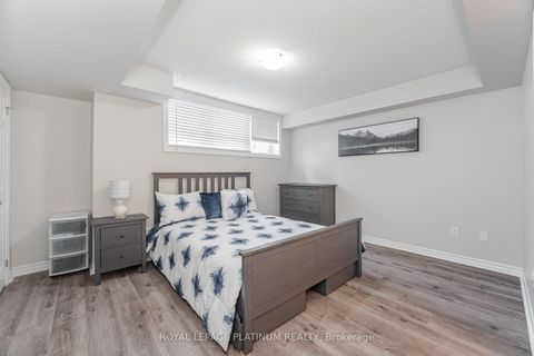 Photo 16 at 9-01 - 2420 Baronwood Drive, WM Westmount, Oakville