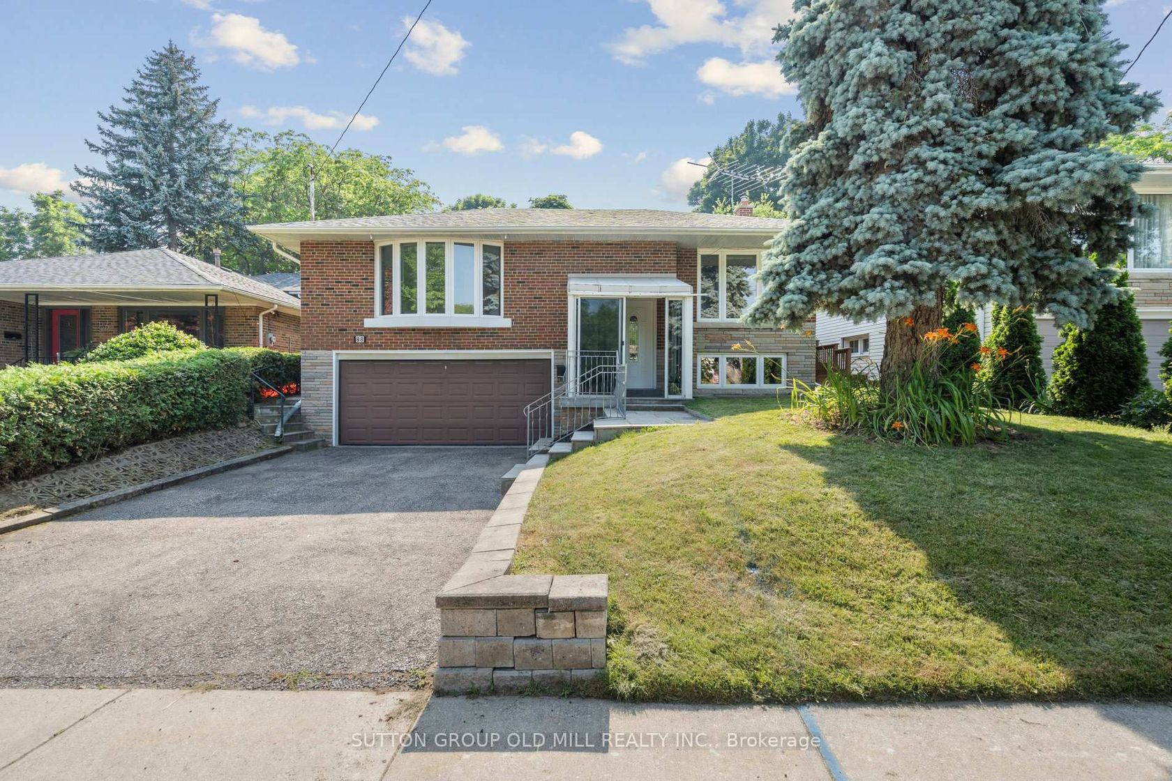 88 Bonnyview Drive, Queensway, Toronto 