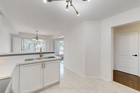Photo 11 at 2276 Grouse Lane, WT West Oak Trails, Oakville