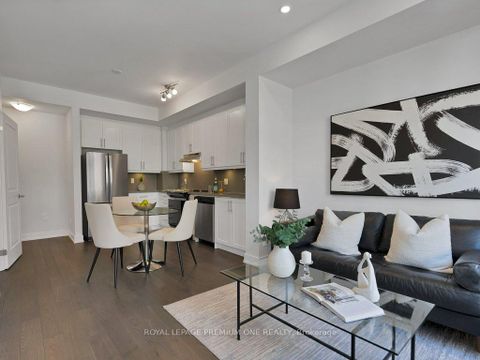 Photo 6 at 125 - 9560 Islington Avenue, Sonoma Heights, Vaughan