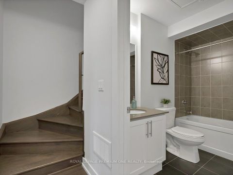 Photo 12 at 125 - 9560 Islington Avenue, Sonoma Heights, Vaughan