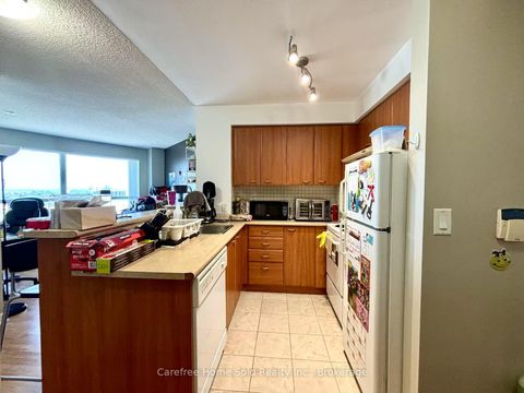 Photo 2 at 1703 - 38 LEE CENTRE Drive, Woburn, Toronto
