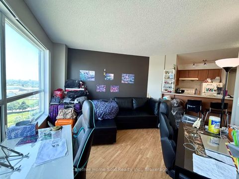 Photo 5 at 1703 - 38 LEE CENTRE Drive, Woburn, Toronto