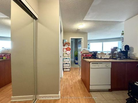 Photo 12 at 1703 - 38 LEE CENTRE Drive, Woburn, Toronto