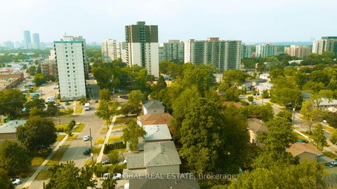 Photo 44 at 31 REGATTA CRES Crescent E, Newtonbrook West, Toronto