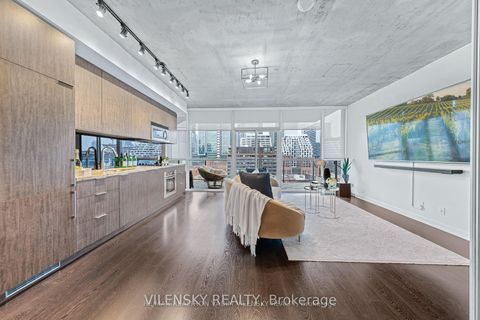 Photo 6 at 909 - 478 King Street W, Waterfront Communities C1, Toronto