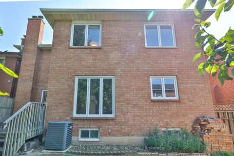 Photo 48 at 27 Green Acres Road, Uplands, Vaughan