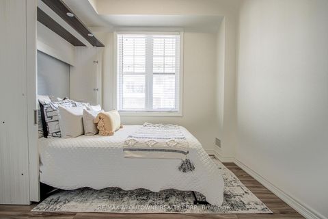 Photo 3 at 206 - 2339 Sawgrass Drive, RO River Oaks, Oakville