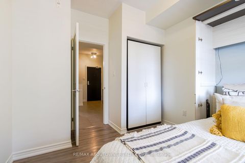 Photo 4 at 206 - 2339 Sawgrass Drive, RO River Oaks, Oakville