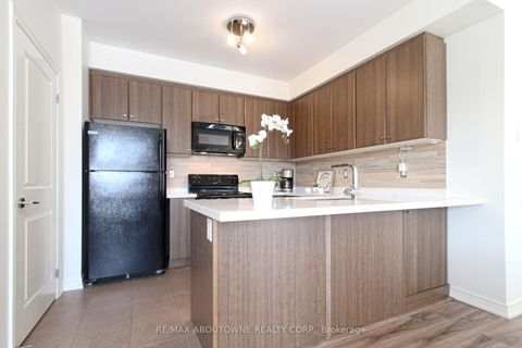 Photo 7 at 206 - 2339 Sawgrass Drive, RO River Oaks, Oakville