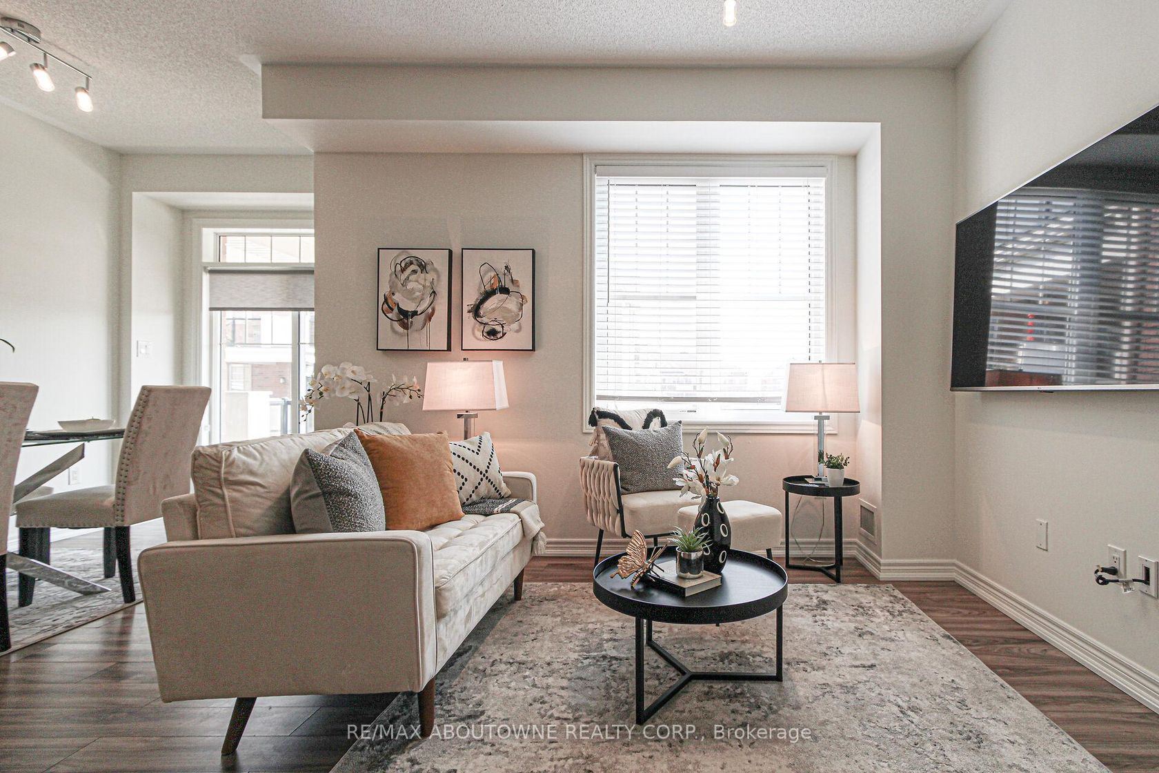 206 - 2339 Sawgrass Drive, RO River Oaks, Oakville 