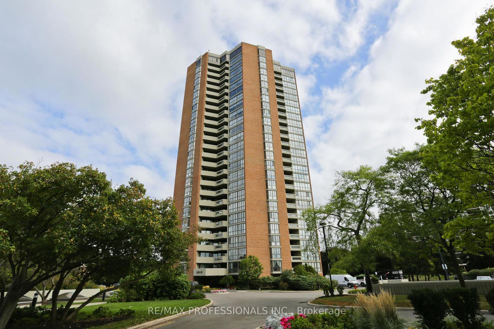 601 - 2010 Islington Avenue, The Westway, Toronto 