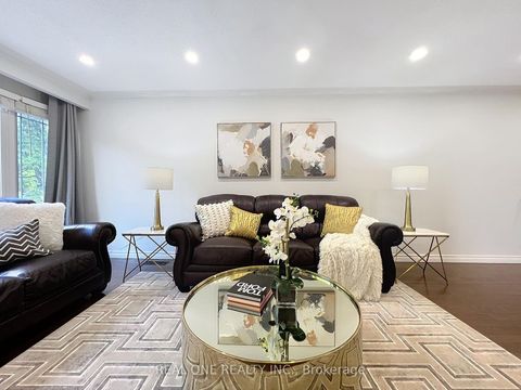Photo 4 at 2 James Gray Drive, Steeles, Toronto