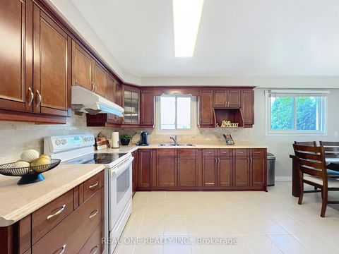Photo 11 at 2 James Gray Drive, Steeles, Toronto