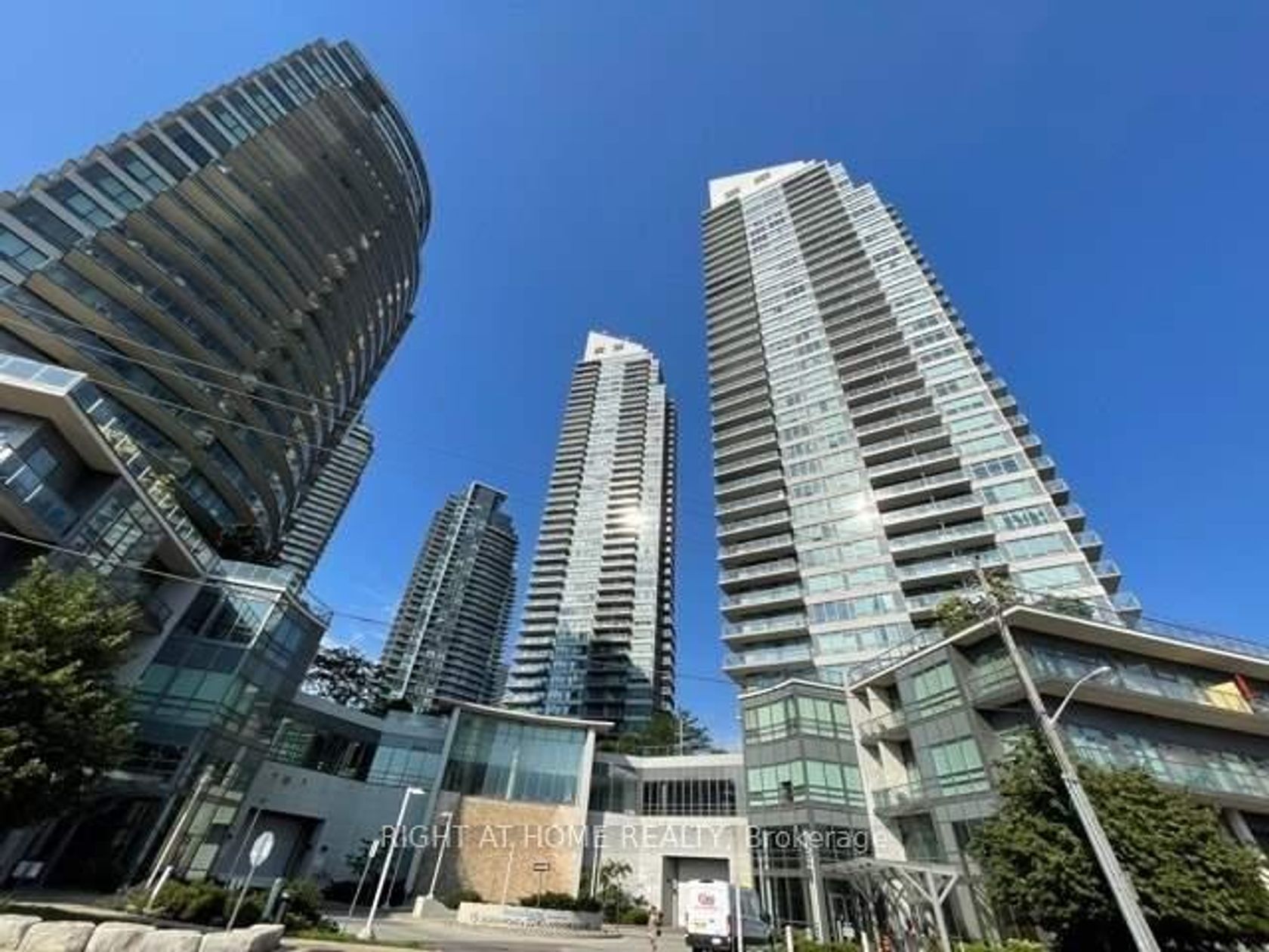 2707 - 2240 Lakeshore Boulevard W, Mimico, Toronto 