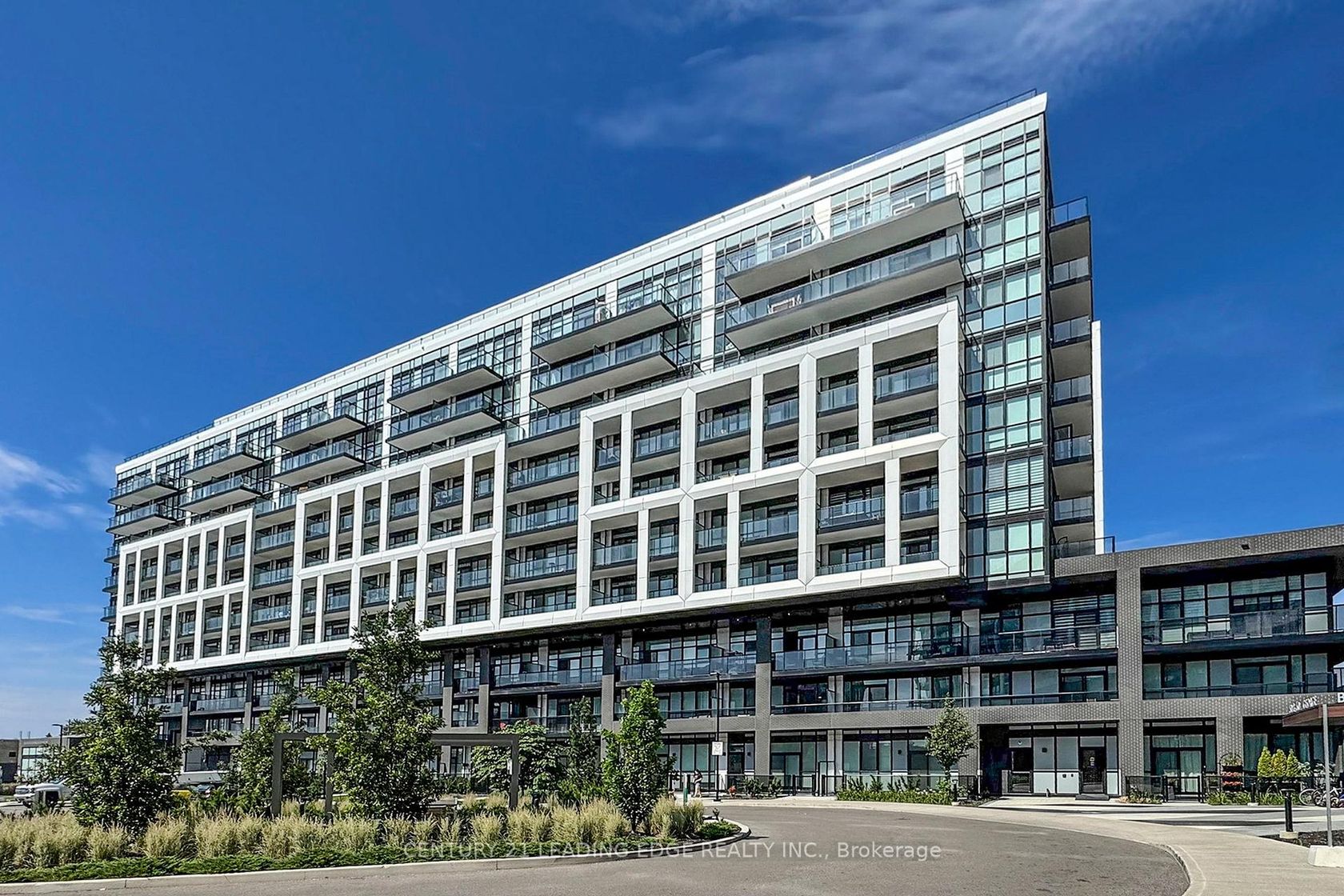 507 - 50 George Butchart Drive, CFB, Toronto 