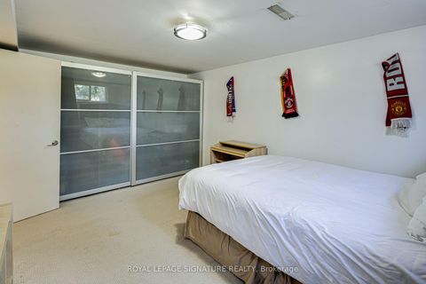 Photo 34 at 2 Parmbelle Crescent, Donalda, Toronto