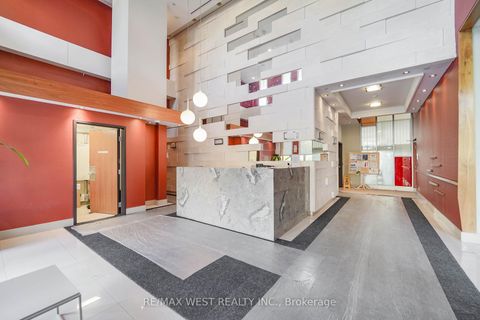 Photo 2 at 507 - 30 Canterbury Place, Willowdale West, Toronto