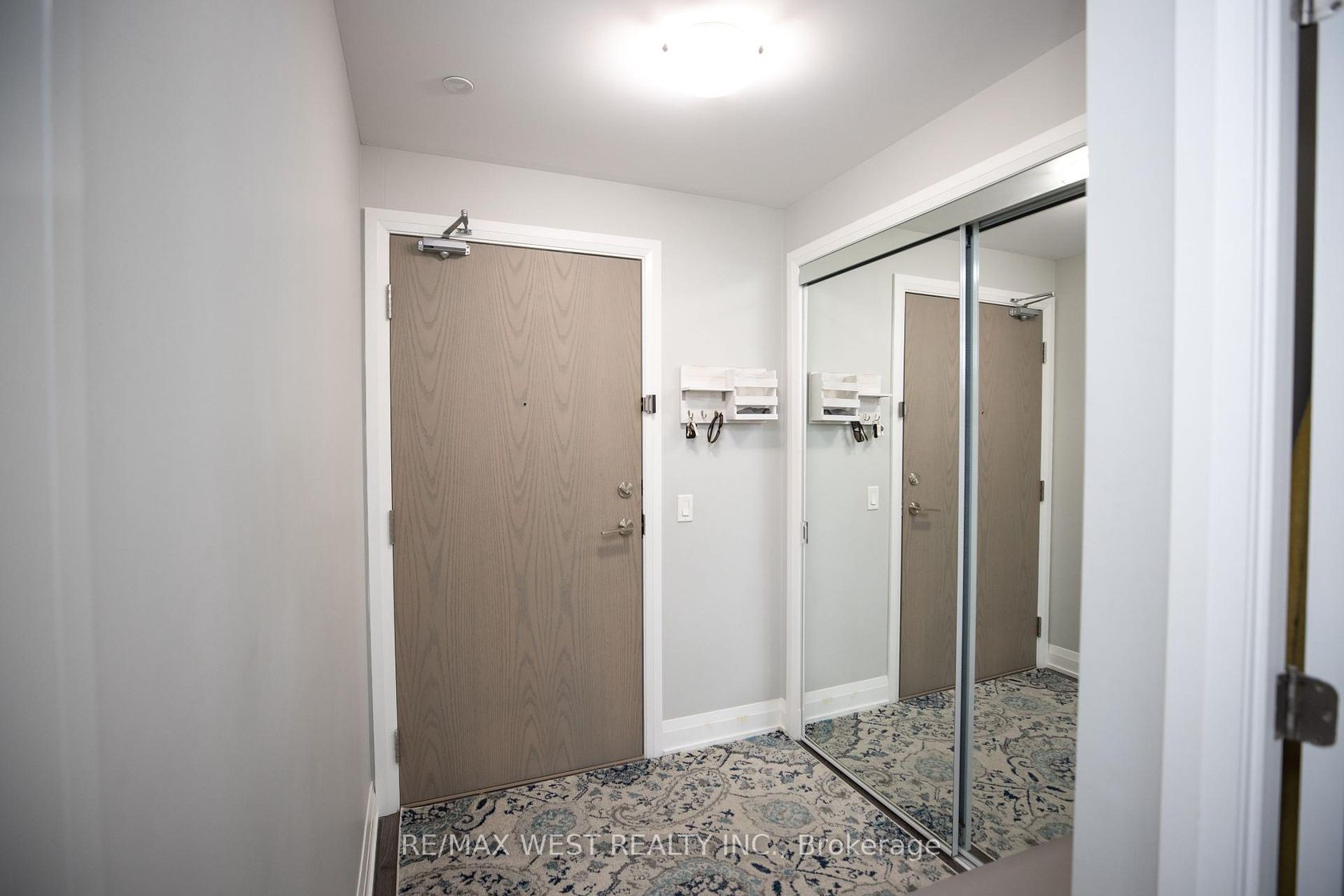 222 - 4800 Hwy 7 Road, East Woodbridge, Vaughan 